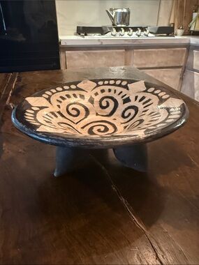 Peru Chulucanas Pottery bowl